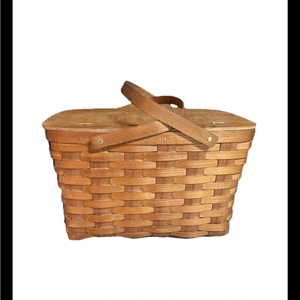 Vintage Picnic Basket Hinged Lid Red White Gingham Lining Large 10” X 16”